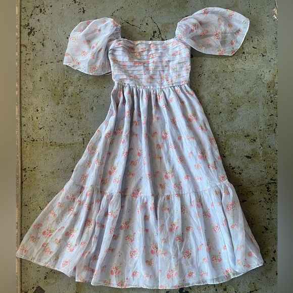 Abercrombie & Fitch Dresses & Skirts - Abercrombie & Fitch Emerson Angel Sleeve Blue and Pink Midi Dress Size XS